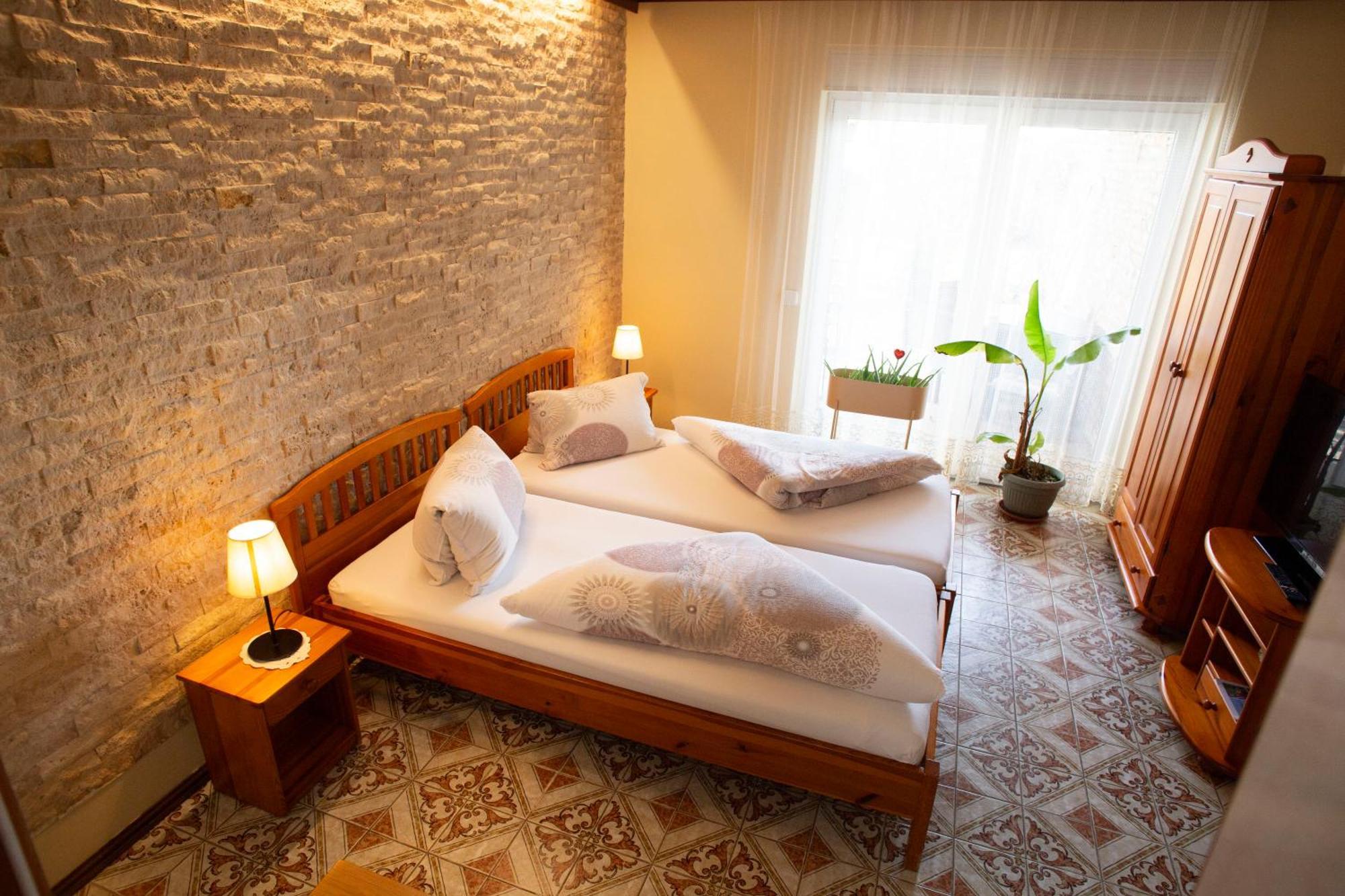 Gaestehaus Mariola Wulkaprodersdorf المظهر الخارجي الصورة